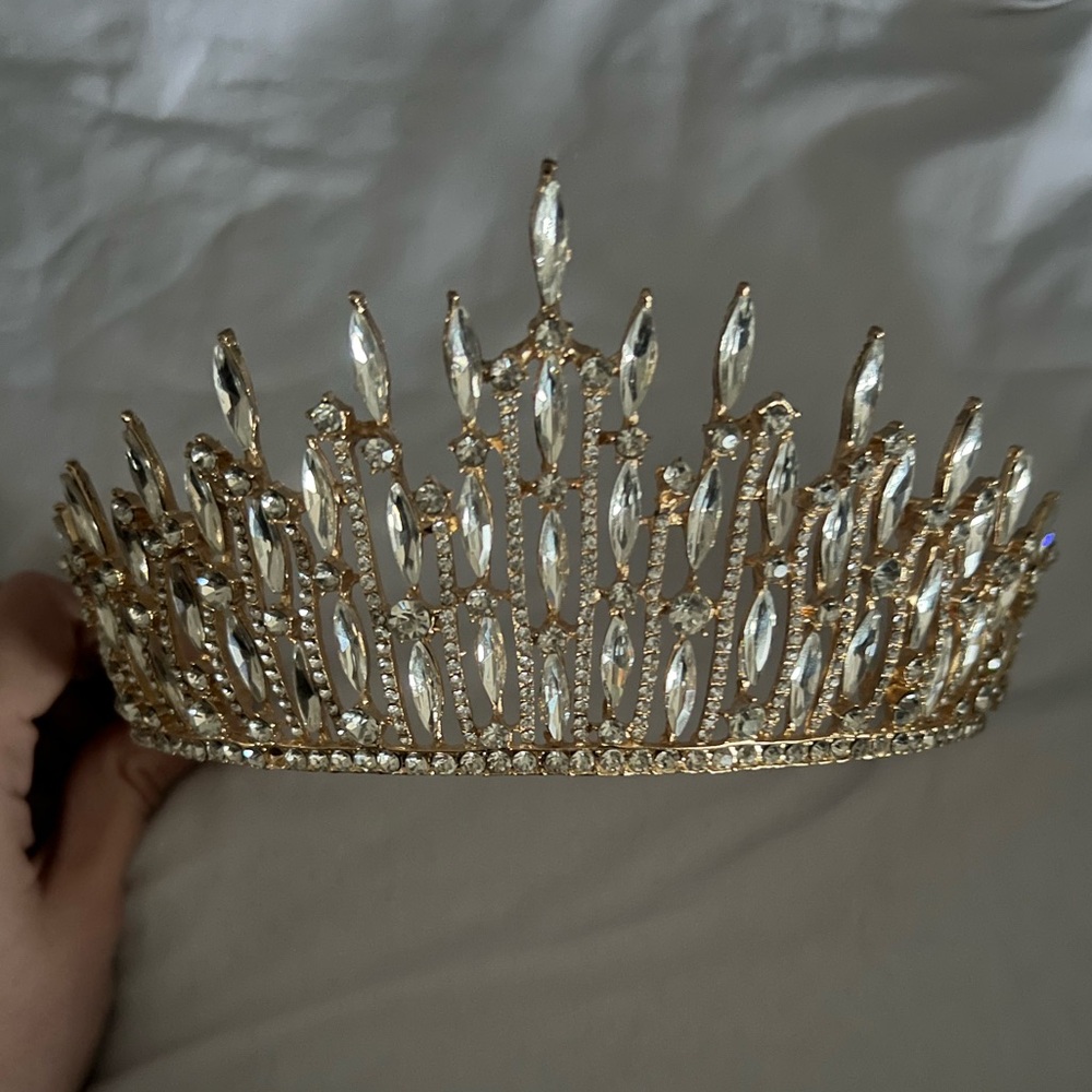 Gold Rhinestone Tiara - Picture 7 of 8